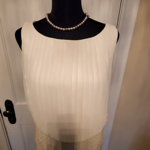 Dress - Picture 3 of 6